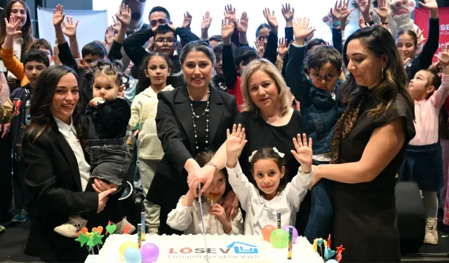 LÖSEV İzmir’de lösemi hastalarıyla iftar sofrası kurdu