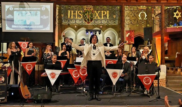 Londra Türk Sanat Müziği korosundan Unutulmaz konser