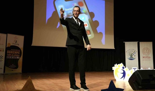 Muğla’da "Eğitimde Yapay Zeka" konferansı