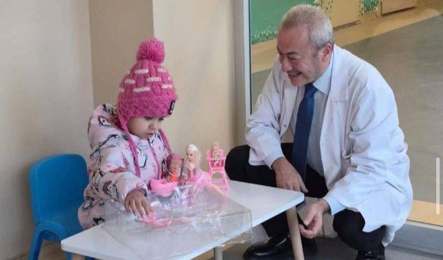 ONKOLOJİ SERVİSLERİNE “MUTLU MASALLAR” DOKUNUŞU