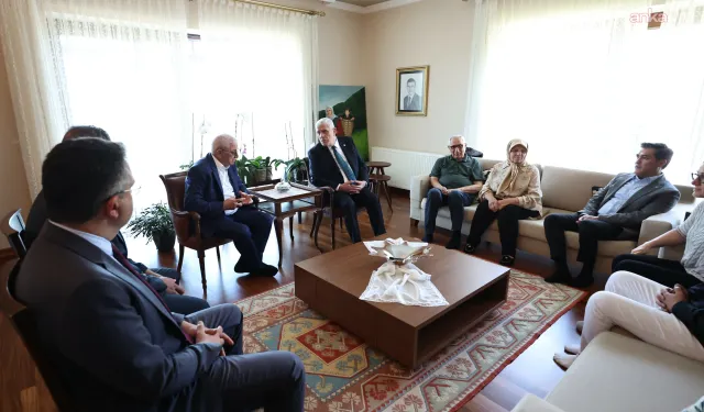 Dervişoğlu'ndan İmamoğlu ailesine bayram ziyareti