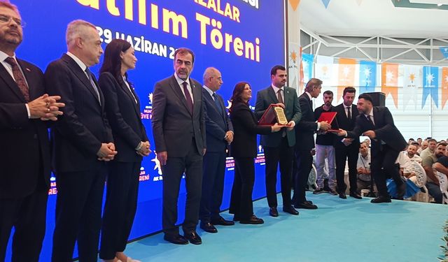 AK Parti Aydın'da gövde gösterisi yaptı