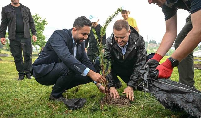 Başkan Ahmet Akın: "Çevre bize emanet"