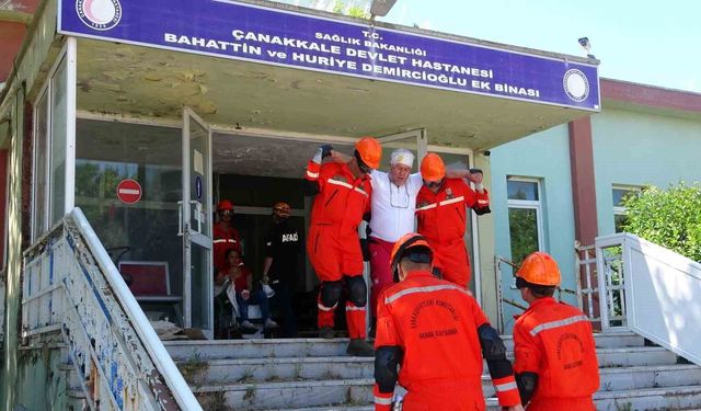 Çanakkale’de fırtına, dolu ve hortum tatbikatı gerçekleştirildi