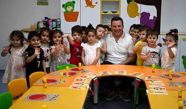 Kuşadası’ndaki Çocuk Gelişim Merkezi ailelerin yükünü hafifletiyor
