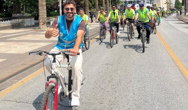 Denizli’de pedallar sağlıklı yaşam için çevrildi