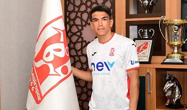 Balıkesirspor’da Akın Akman imzayı attı