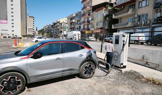 Efeler Belediyesi’nin elektrikli araç şarj istasyonları hizmette