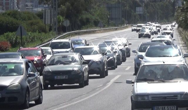 İzmir’de araç sayısı 2 milyon 144 bini geçti