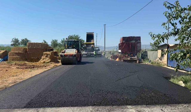 Aydın’ın tüm ilçelerinde eş zamanlı yol çalışmaları sürüyor