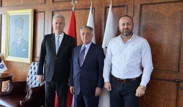 Ahmet Nur Çebi'den Altay için kritik ziyaret