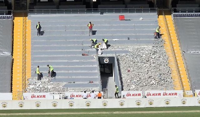 Fenerbahçe'de Maraton E Blok yıkımı başladı