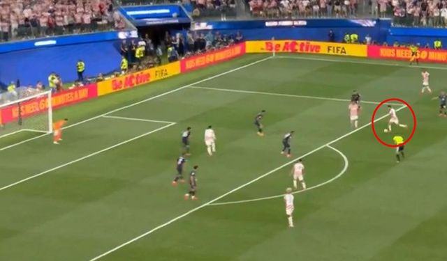 ABD'li Reyna'dan Dünya Kupası'na damga vuran gol! Paraguay karşısında geceyi aydınlattı