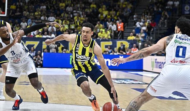 Fenerbahçe Beko'dan bir geri dönüş daha! Anadolu Efes'i yine son nefeste devirdi