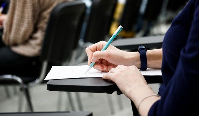 MEB Akademi Giriş Sınavı ertelendi! Yeni tarih açıklandı