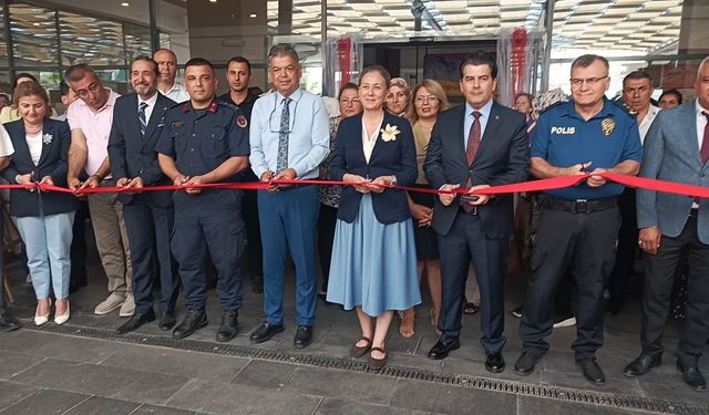 Nazilli'de hayat boyu öğrenme haftası sergisi açıldı