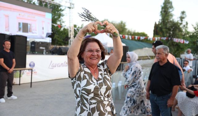 Didim'de lavanta ve aromoterapi Festivali muhteşem geçti