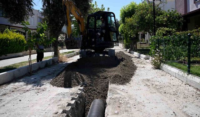 Kuşadası’nda 294 metrelik yağmur suyu hattı çalışması başladı