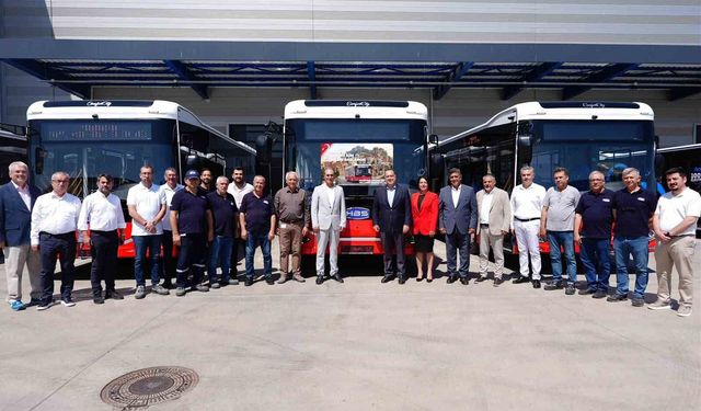 Manisa’nın ulaşım filosuna 15 yeni otobüs