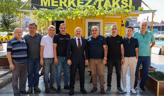 Vali Varol, güne taksi durağında başladı