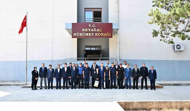 Denizli Valisi Yavuz Selim Köşger Beyağaç’ta temaslarda bulundu