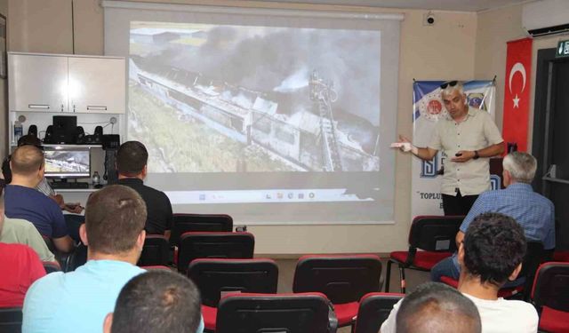 Bandırma’da yükümlülere basın özgürlüğü ve gazetecilik anlatıldı