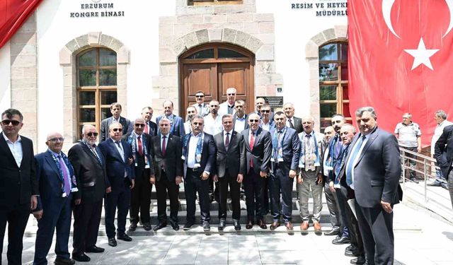 İzmir’deki Erzurumlular memleket ziyareti ile hasret giderdi