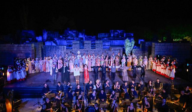 Efes Opera ve Bale Festivali Tosca ile sona erdi