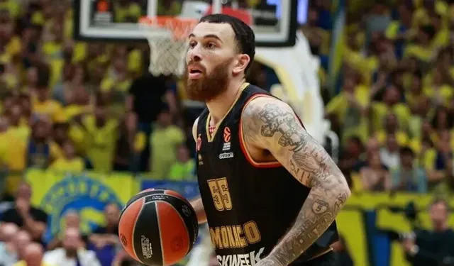 Anadolu Efes Mike James ile sözleşme imzaladı