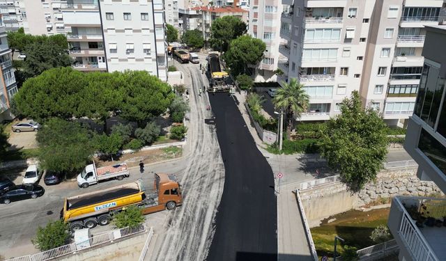Büyükşehir Asfalt Çalışmalarına Devam Ediyor
