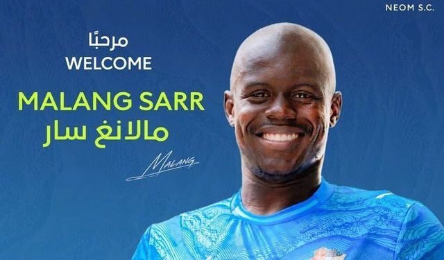 İsmi Fenerbahçe ile anılmıştı: Malang Sarr imzayı attı!