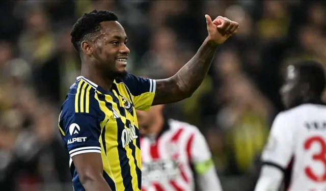 Galatasaray Jhon Duran transferini bitiriyor