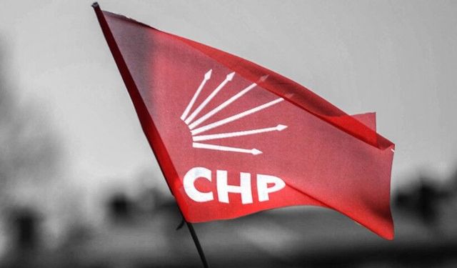 Menemen CHP yönetimi ve 12 meclis üyesi istifa etti