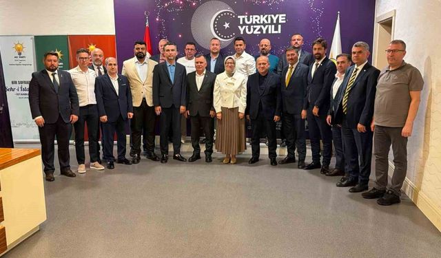 Edremit Ticaret Odası heyetinden AK Parti Genel Merkezi’ne ziyaret