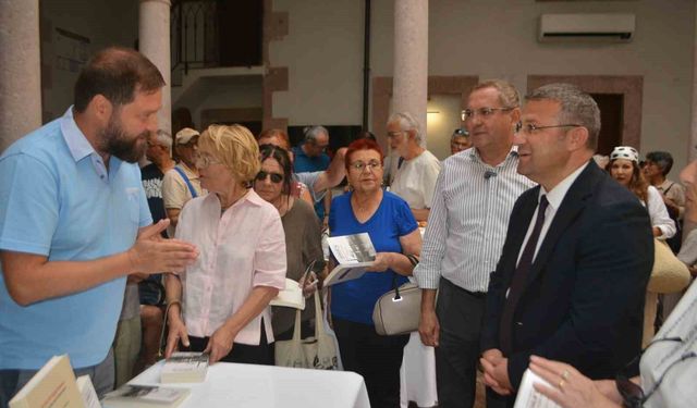 Ayvalık’ın üretim ve kent tarihi kitapla geleceğe taşınıyor