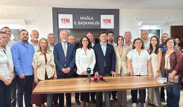 Menteşe Belediye Başkanı Aras Yeni Parti’ye geçti