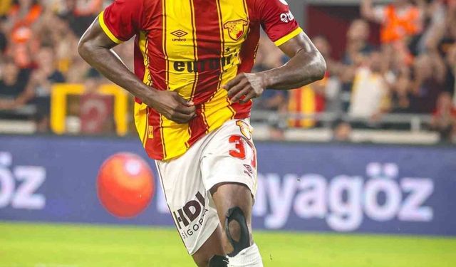Anthony Dennis, Al-Jazira Club’a transfer oldu