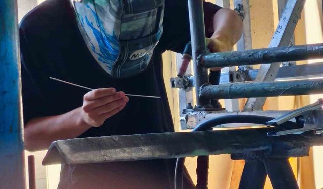 DOSTEK Koleji, TEKNOFEST Elektrikli Araç Yarışları’nda finale yükseldi