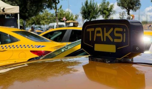 İzmir'de taksiciler ve turizmciler karşı karşıya