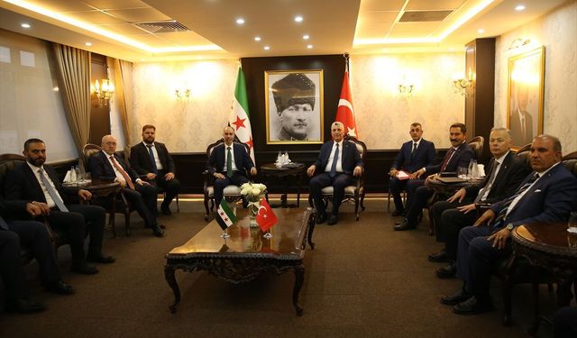 Türkiye-Suriye ticareti yüzde 45 arttı, yeni koridorlar canlanıyor