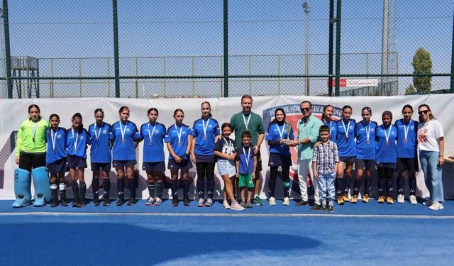 Manisa İl Karması Hokey Takımı 1. Lige yükseldi
