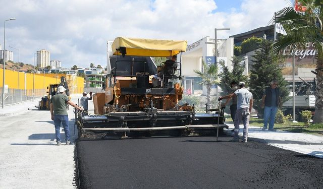 Kuşadası’nda Fen İşleri ekipleri 68 noktada sahaya indi
