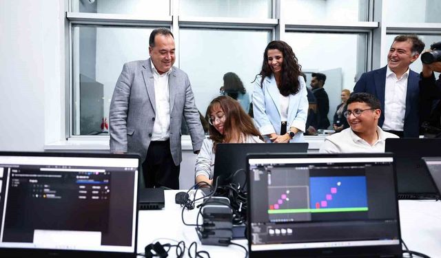 Manisa’da geleceğin yazılımcıları ilk ürünlerini ortaya çıkardı