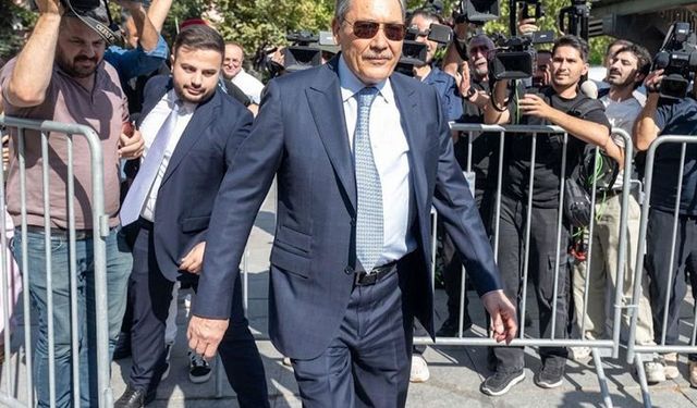 Melih Gökçek yaklaşık 2 saat ifade verdi: “Adaletten endişem yok”
