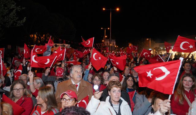 Ayvalık’ta Cumhuriyet’in 103. yılı festival coşkusuyla kutlanacak