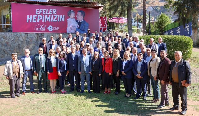 BAŞKAN YETİŞKİN MUHTARLARLA BULUŞTU: “İYİ Kİ VARSINIZ”