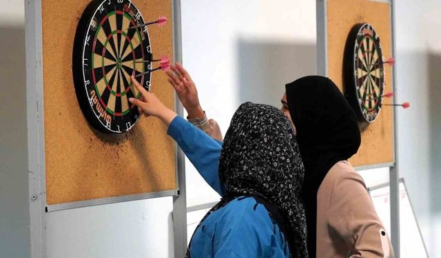 Manisa’daki GSB yurtlarında spor ve sanat etkinlikleri başladı