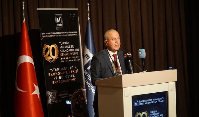 Türkiye Muhasebe Standartları Sempozyumu İzmir’de yapıldı