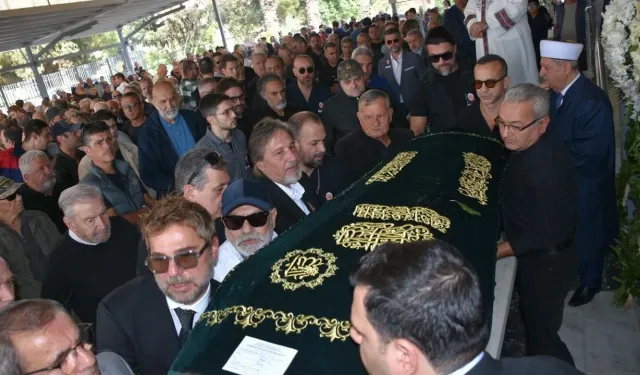 Engin Altan Düzyatan'ın acı günü: Babasına İzmir'de veda!
