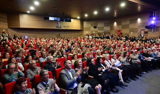 Zeki Müren’in Unutulmaz Şarkıları Manisa’da Yankılandı